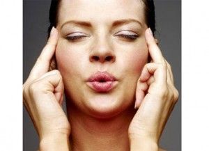 Ejercicios faciales rejuvenecedores y antiestrés