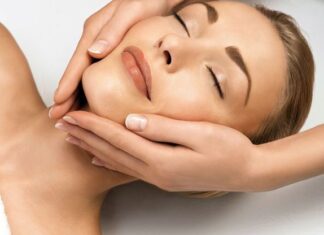 Cómo mejorar la salud de la piel con la exfoliación