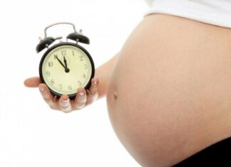 Recuperación postparto: Cómo la fisioterapia ayuda a las mamás 🌸