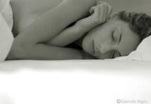 La importancia de dormir por la noche