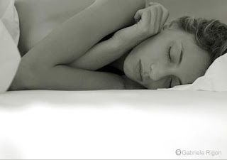 La importancia de dormir por la noche
