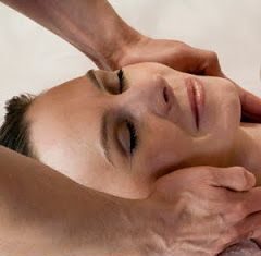 Beneficios y características de los masajes faciales