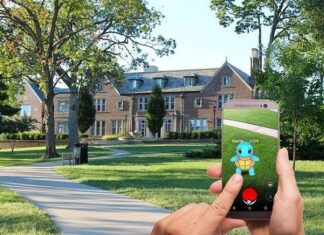 Jugar a Pokémon GO al Caminar Produce Riesgo de Caída Jugar a Pokémon GO al Caminar Produce Riesgo de Caída