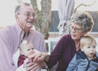 Feliz Día de los Abuelos: Beneficios del Apego Feliz Día de los Abuelos: Beneficios del Apego