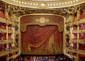 7 Ventajas de las Clases de Teatro para Mayores 5 Ventajas de las Clases de Teatro para Mayores