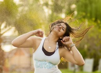 Ventajas y Beneficios de Practicar ZUMBA Beneficios Zumba