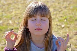 Los pequeños de la familia también tienen la posibilidad de practicar Mindfullness y aprovechar todos los beneficios de la disciplina