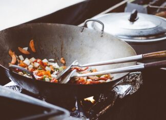 Cómo COCINAR vegetales en un wok Cómo COCINAR vegetales en un wok