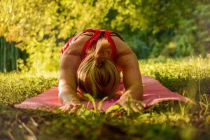 Descansa gracias al yoga