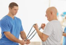 Que esperar en tu primera visita al fisioterapeuta en la adolescencia