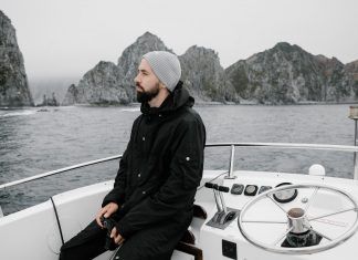 Velas vs. motor: ¿qué barca elegir? elegir barca de vela o motor