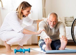 Ejercicios de Fisioterapia para Mayores: Prevención de Caídas y Mejora del Equilibrio